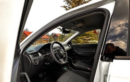 Skoda Rapid I, 2015 год, 900 000 рублей, 12 фотография