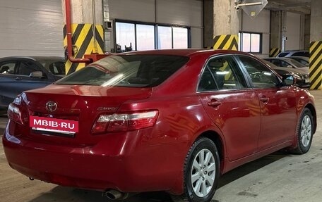 Toyota Camry, 2008 год, 610 000 рублей, 2 фотография