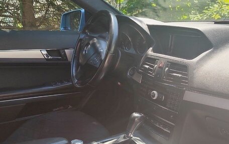 Mercedes-Benz E-Класс, 2010 год, 1 250 000 рублей, 5 фотография