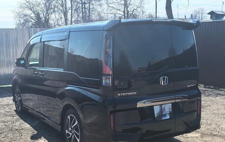 Honda Stepwgn IV, 2019 год, 2 550 000 рублей, 4 фотография