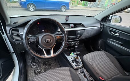 KIA Rio IV, 2018 год, 1 070 000 рублей, 9 фотография