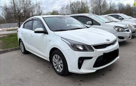 KIA Rio IV, 2018 год, 1 070 000 рублей, 6 фотография