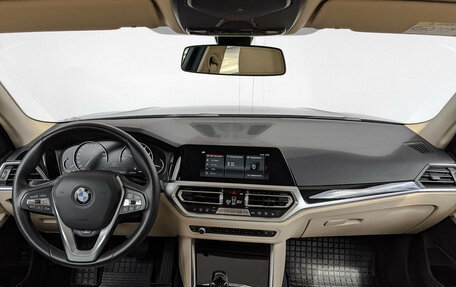 BMW 3 серия, 2020 год, 3 600 000 рублей, 14 фотография