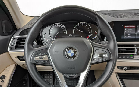 BMW 3 серия, 2020 год, 3 600 000 рублей, 22 фотография