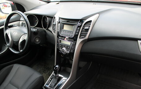 Hyundai i30 II рестайлинг, 2014 год, 875 000 рублей, 11 фотография