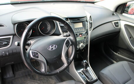 Hyundai i30 II рестайлинг, 2014 год, 875 000 рублей, 10 фотография