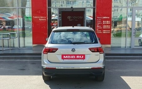 Volkswagen Tiguan II, 2021 год, 2 950 000 рублей, 6 фотография