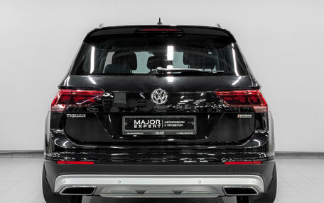 Volkswagen Tiguan II, 2019 год, 2 350 000 рублей, 6 фотография