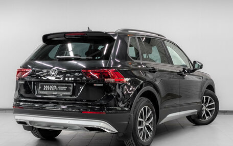 Volkswagen Tiguan II, 2019 год, 2 350 000 рублей, 5 фотография