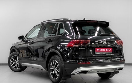 Volkswagen Tiguan II, 2019 год, 2 350 000 рублей, 7 фотография