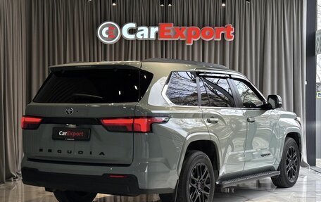 Toyota Sequoia, 2023 год, 13 900 000 рублей, 4 фотография