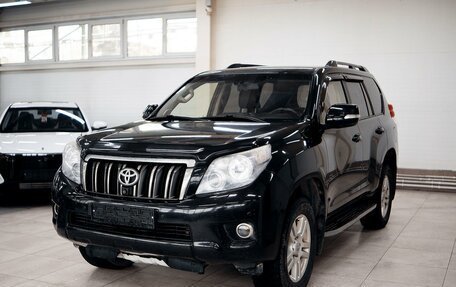 Toyota Land Cruiser Prado 150 рестайлинг 2, 2011 год, 3 324 000 рублей, 1 фотография