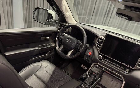 Toyota Sequoia, 2023 год, 13 900 000 рублей, 23 фотография