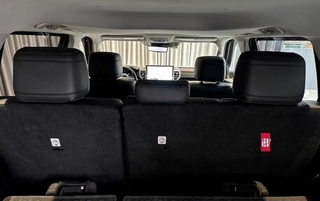 Toyota Sequoia, 2023 год, 13 900 000 рублей, 28 фотография