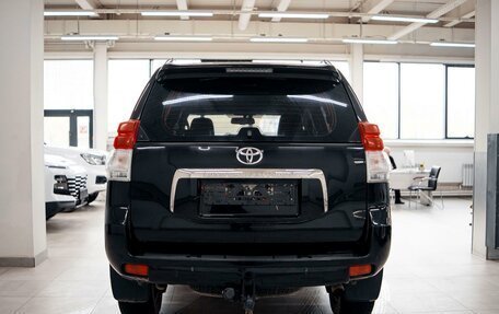 Toyota Land Cruiser Prado 150 рестайлинг 2, 2011 год, 3 324 000 рублей, 5 фотография