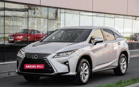 Lexus RX IV рестайлинг, 2017 год, 3 799 000 рублей, 4 фотография