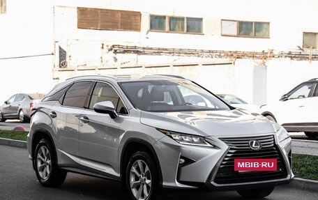 Lexus RX IV рестайлинг, 2017 год, 3 799 000 рублей, 6 фотография