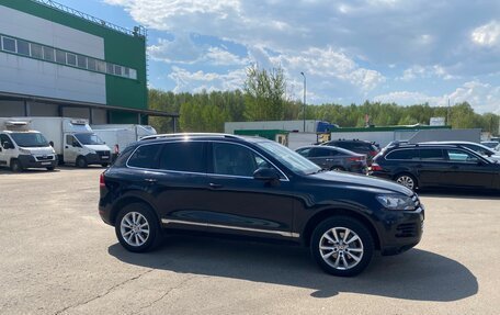 Volkswagen Touareg III, 2014 год, 2 100 000 рублей, 2 фотография