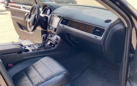 Volkswagen Touareg III, 2014 год, 2 100 000 рублей, 13 фотография