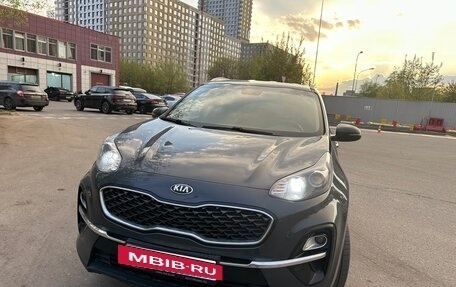 KIA Sportage IV рестайлинг, 2018 год, 1 980 000 рублей, 6 фотография