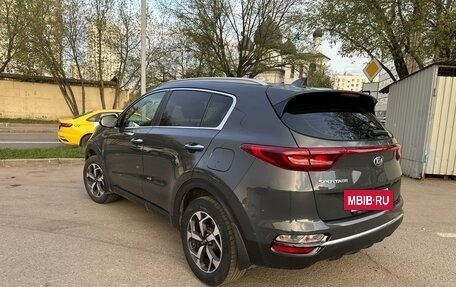 KIA Sportage IV рестайлинг, 2018 год, 1 980 000 рублей, 3 фотография