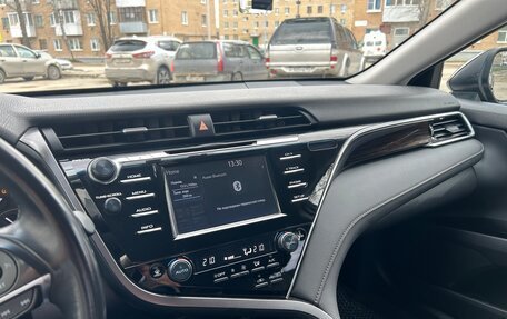 Toyota Camry, 2019 год, 2 850 000 рублей, 6 фотография