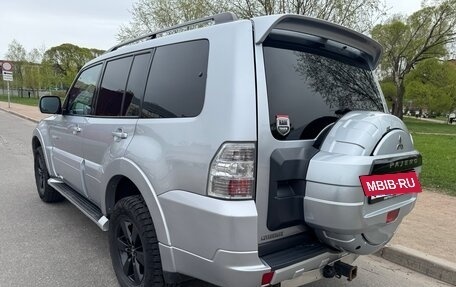 Mitsubishi Pajero IV, 2011 год, 1 899 000 рублей, 10 фотография