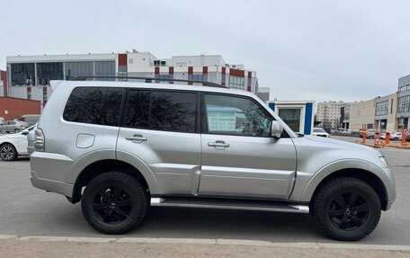 Mitsubishi Pajero IV, 2011 год, 1 899 000 рублей, 26 фотография