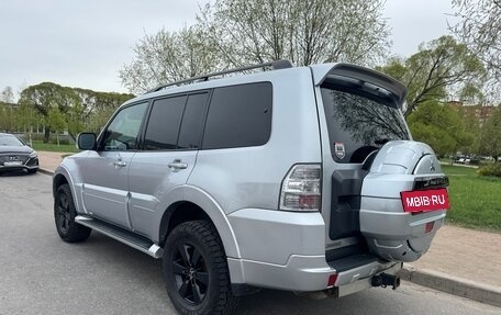 Mitsubishi Pajero IV, 2011 год, 1 899 000 рублей, 23 фотография