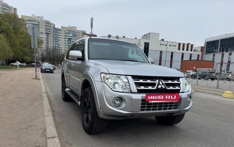 Mitsubishi Pajero IV, 2011 год, 1 899 000 рублей, 28 фотография