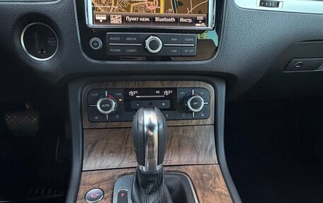 Volkswagen Touareg III, 2014 год, 2 690 000 рублей, 21 фотография