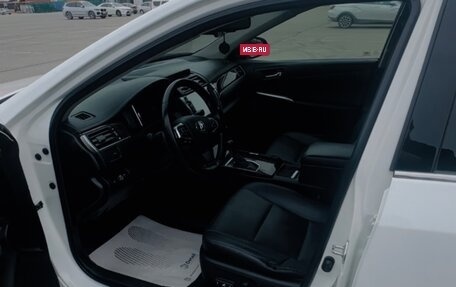 Toyota Camry, 2017 год, 2 150 000 рублей, 9 фотография
