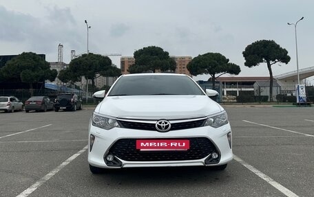 Toyota Camry, 2017 год, 2 150 000 рублей, 3 фотография