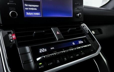 Toyota Land Cruiser, 2022 год, 10 500 000 рублей, 21 фотография