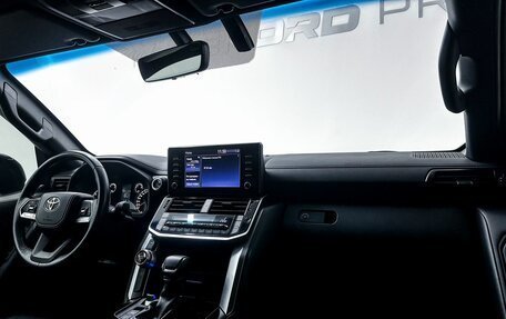 Toyota Land Cruiser, 2022 год, 10 500 000 рублей, 31 фотография
