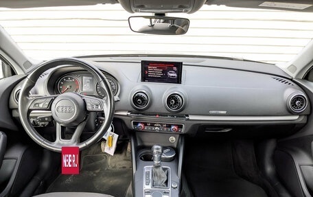 Audi A3, 2017 год, 2 000 000 рублей, 14 фотография
