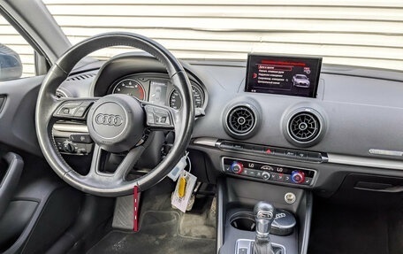 Audi A3, 2017 год, 2 000 000 рублей, 27 фотография