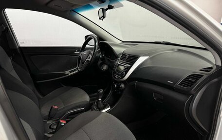 Hyundai Solaris II рестайлинг, 2013 год, 730 000 рублей, 11 фотография