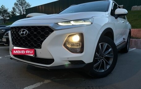 Hyundai Santa Fe IV, 2020 год, 2 500 000 рублей, 2 фотография