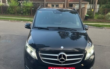 Mercedes-Benz V-Класс, 2014 год, 3 800 000 рублей, 5 фотография