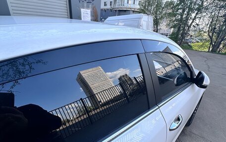KIA Rio IV, 2022 год, 1 800 000 рублей, 2 фотография