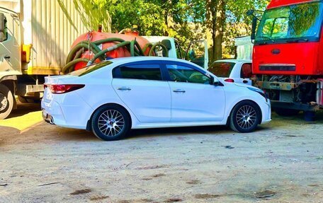 KIA Rio IV, 2022 год, 1 800 000 рублей, 14 фотография