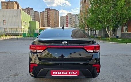 KIA Rio IV, 2017 год, 940 000 рублей, 6 фотография