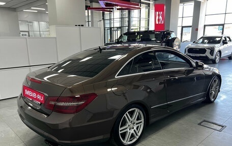Mercedes-Benz E-Класс, 2012 год, 1 480 000 рублей, 3 фотография