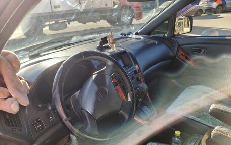 Lexus RX IV рестайлинг, 2000 год, 550 000 рублей, 13 фотография