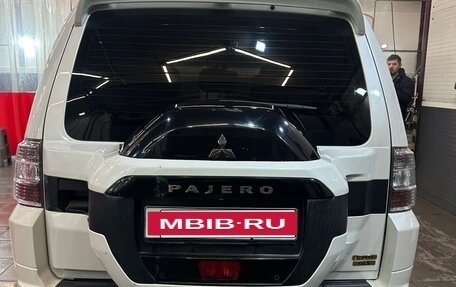 Mitsubishi Pajero IV, 2019 год, 3 650 000 рублей, 6 фотография