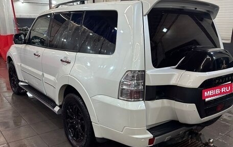 Mitsubishi Pajero IV, 2019 год, 3 650 000 рублей, 8 фотография