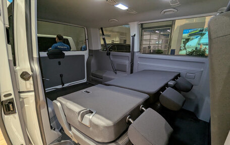 Volkswagen Transporter T6 рестайлинг, 2024 год, 9 290 000 рублей, 25 фотография