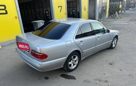 Mercedes-Benz E-Класс, 2000 год, 1 100 000 рублей, 19 фотография