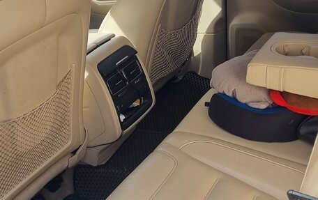 Volkswagen Touareg III, 2011 год, 2 050 000 рублей, 7 фотография